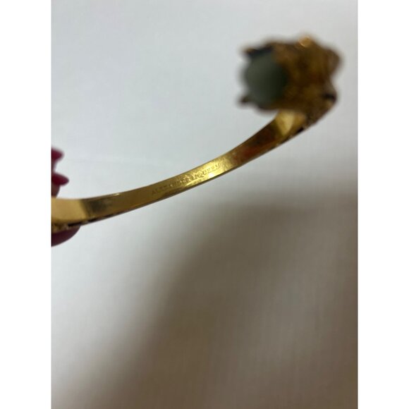 Alexander McQueen Gilt Jade Cuff Bracelet Gold - Picture 4 of 5